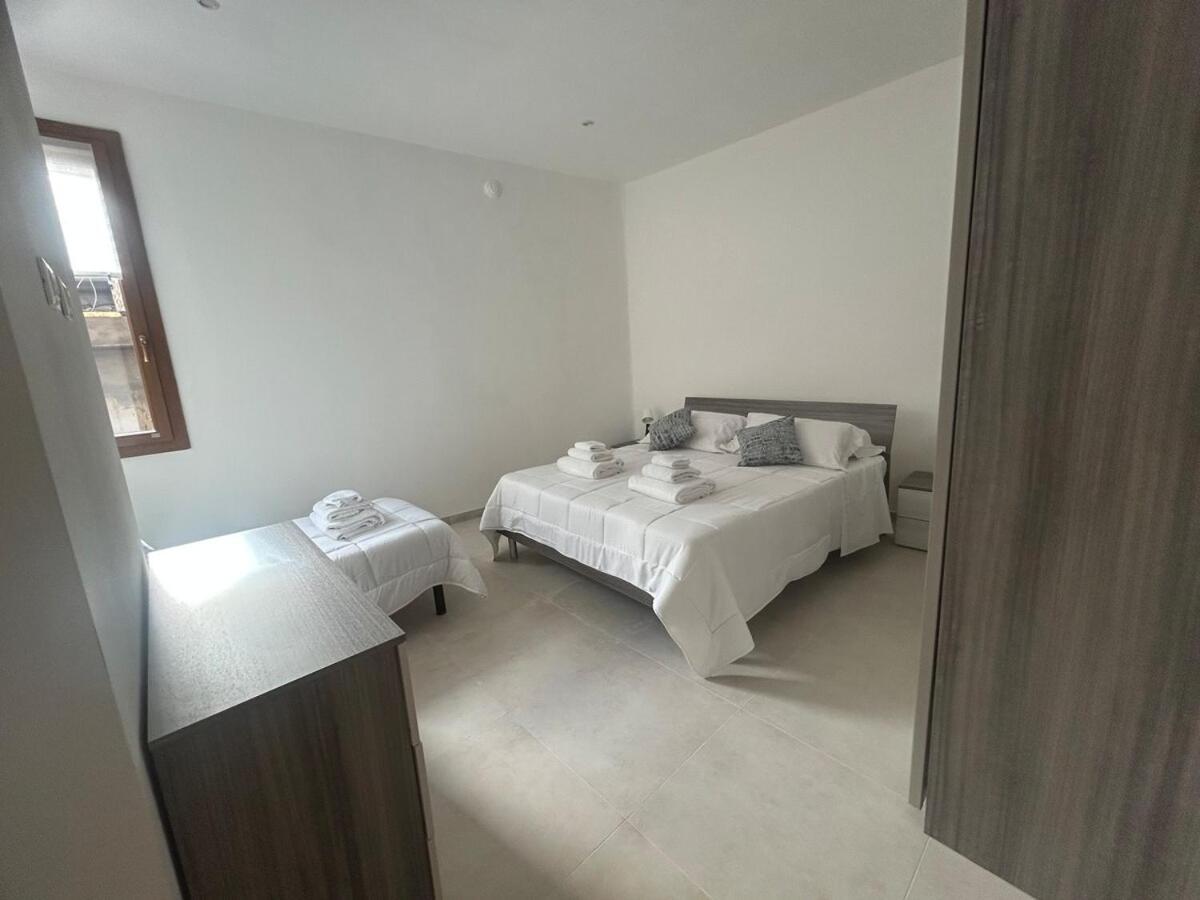 אימולה Carradori 2 Apartment-Historic Center-Autodromo מראה חיצוני תמונה